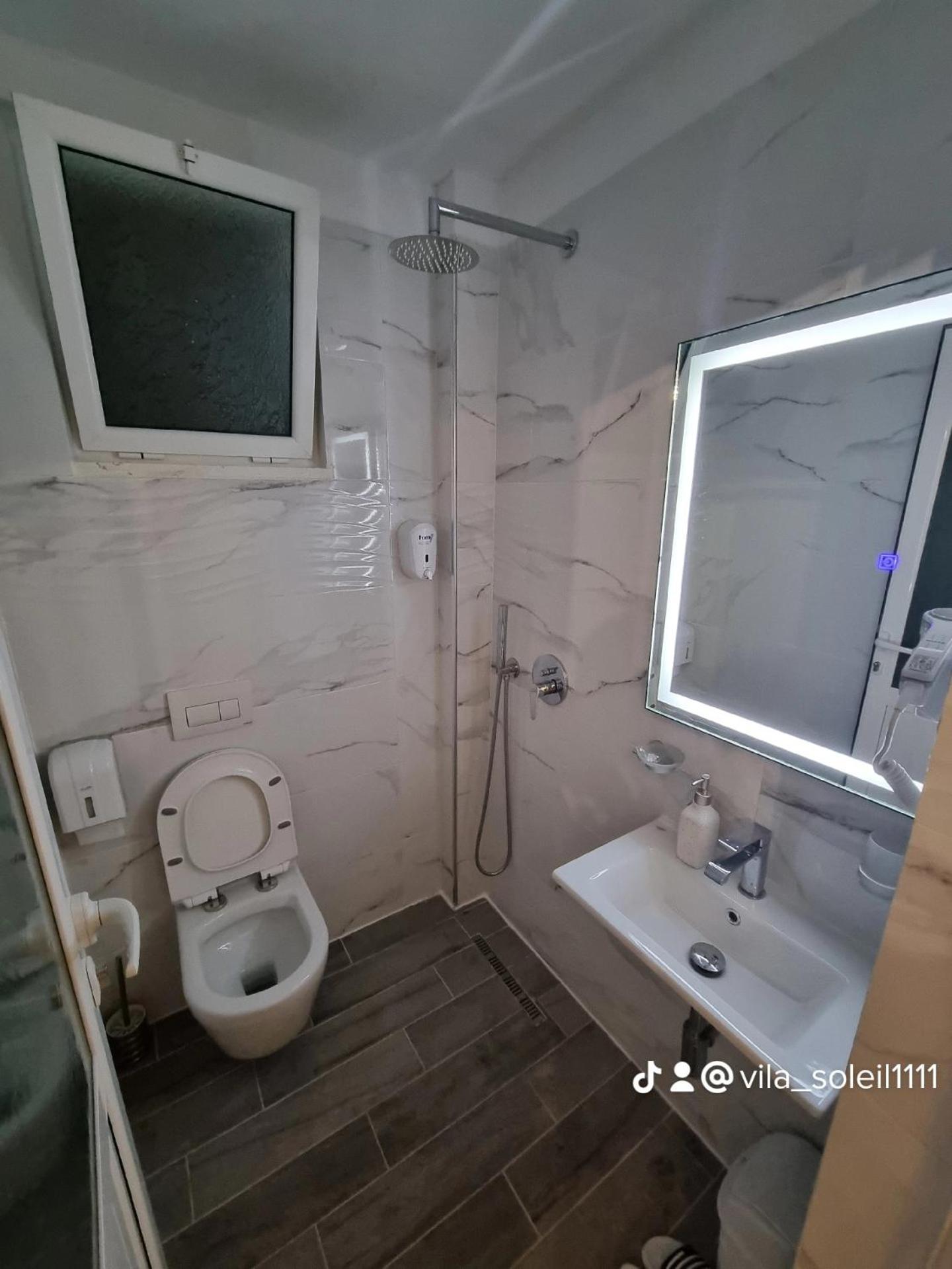 Vila Soleil Vlorë Quarto foto