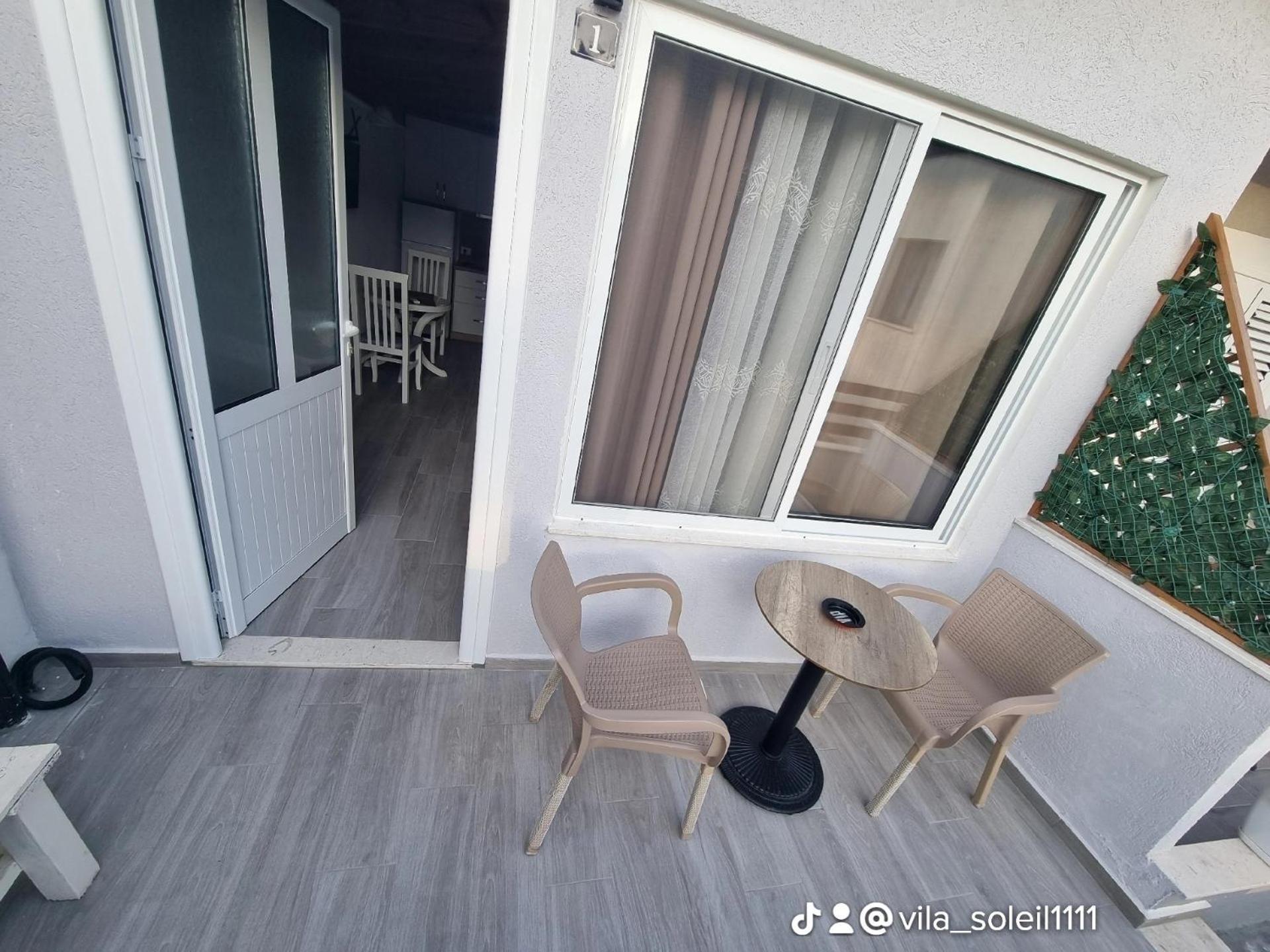 Vila Soleil Vlorë Exterior foto